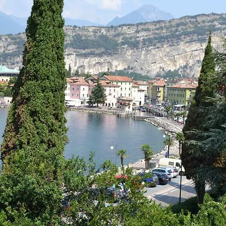 Casa Romani Lake Apartments Torbole Sul Garda Exterior foto
